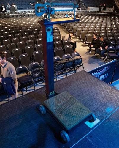 CRUISERWEIGHT, OR JUNIOR HEAVYWEIGHT - sports illustration