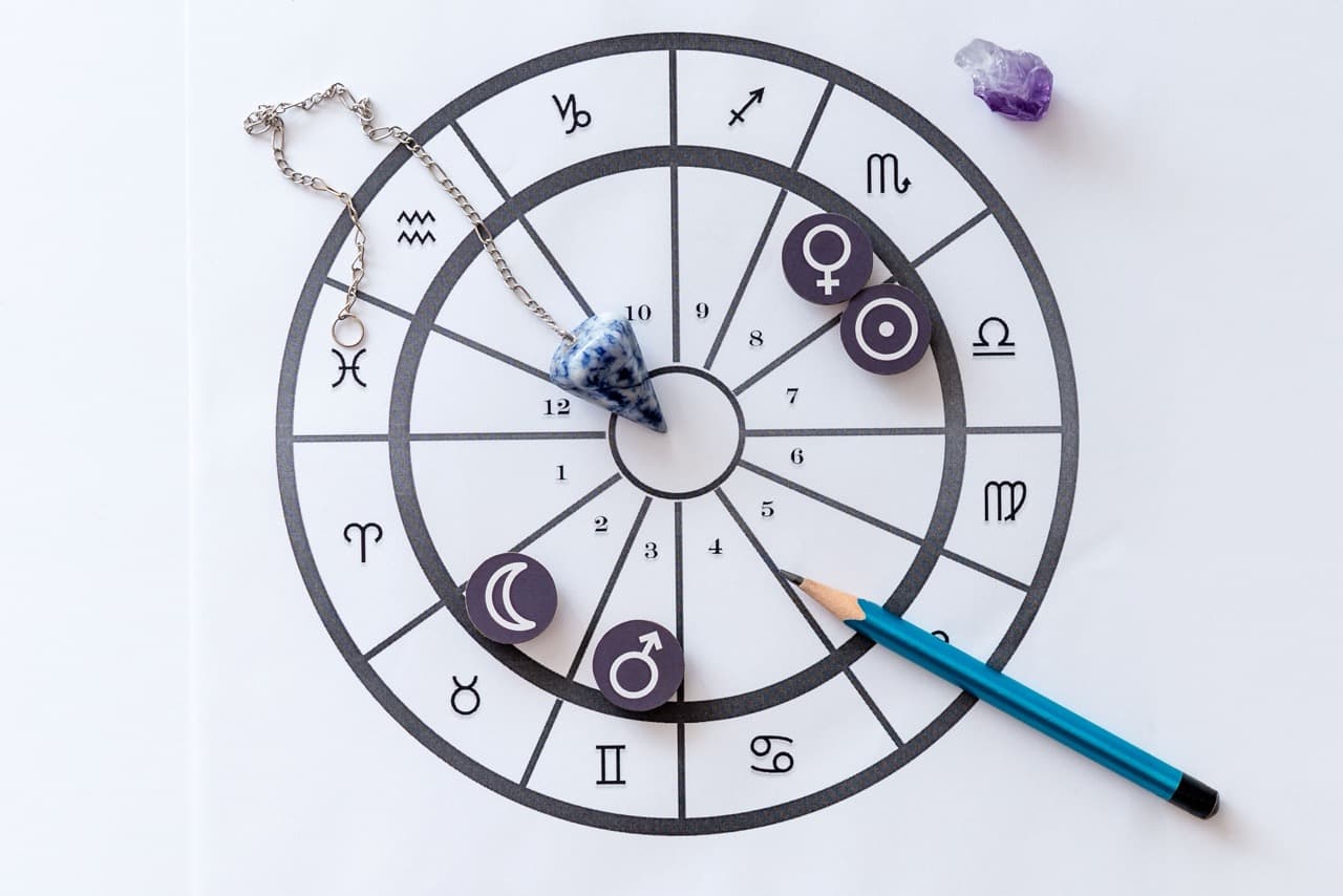 Dissolving the Distance illustration